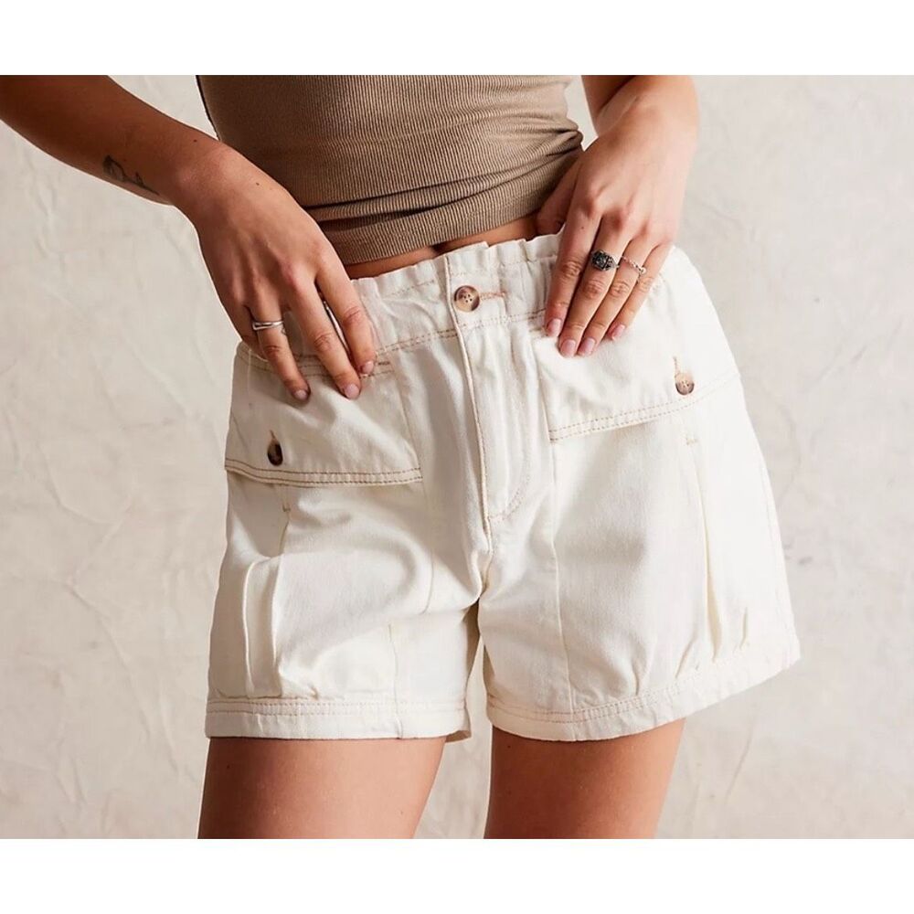 We The Free Effie Denim Pocket Shorts Cream Size XS